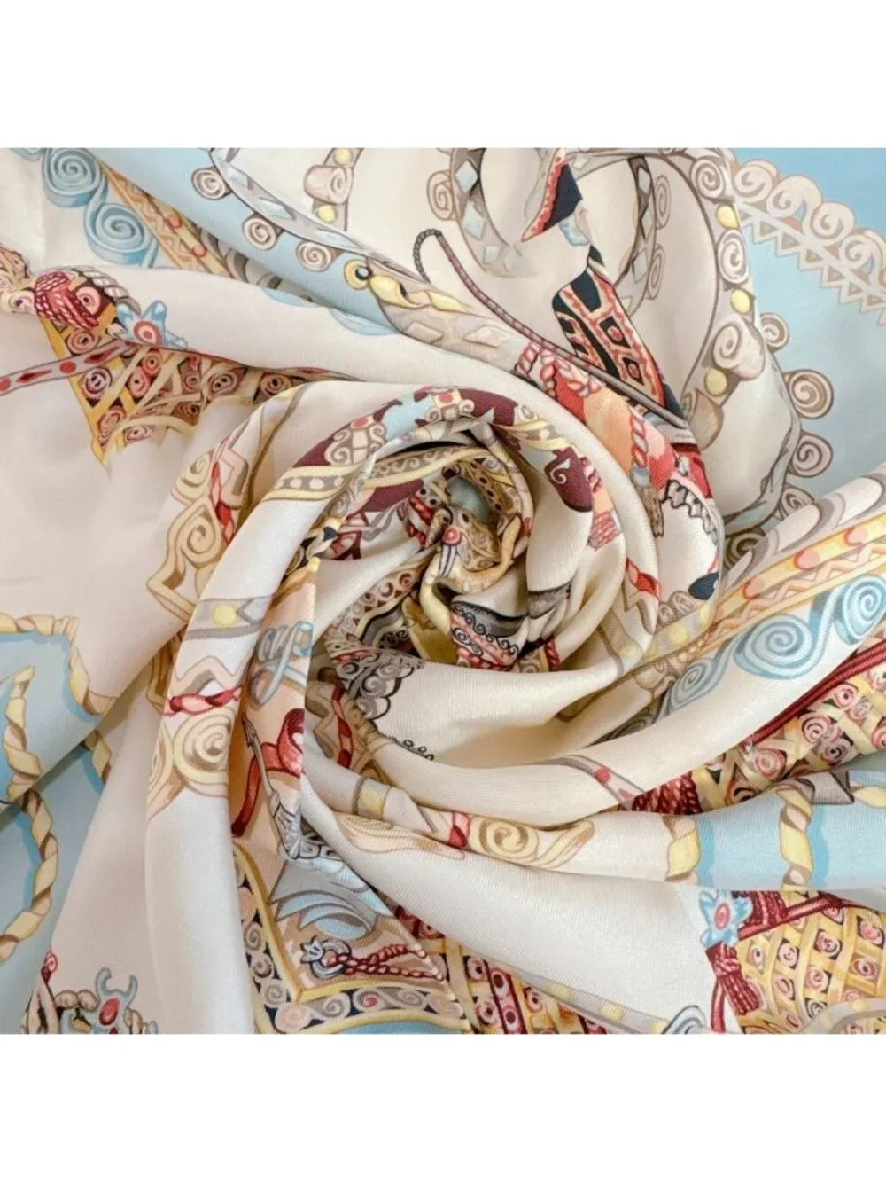 Hermes Paperoles Carriage Pattern Carre 90 Scarf